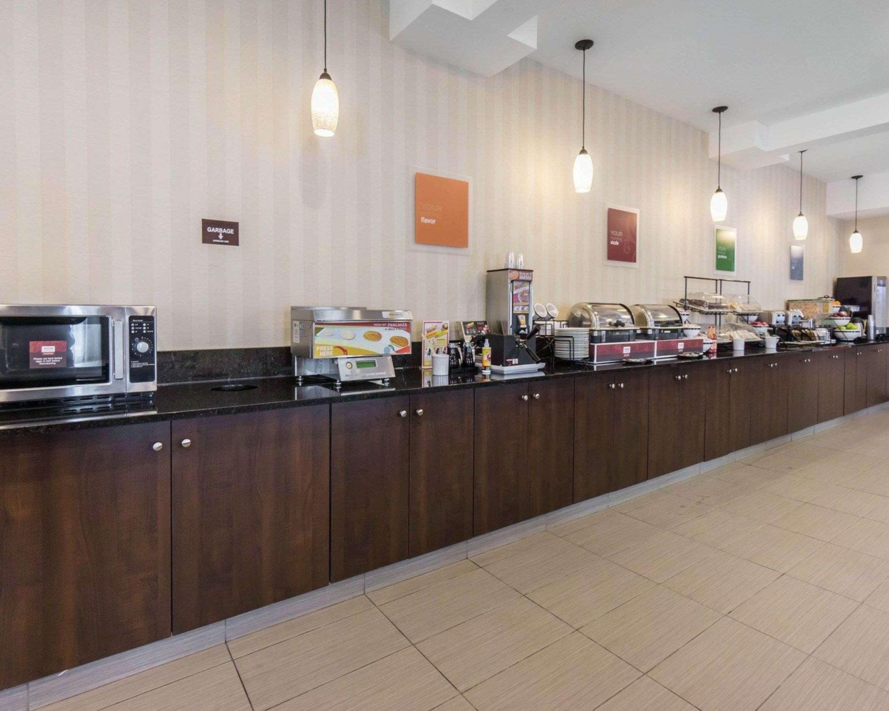 Comfort Inn & Suites Fox Creek Екстериор снимка