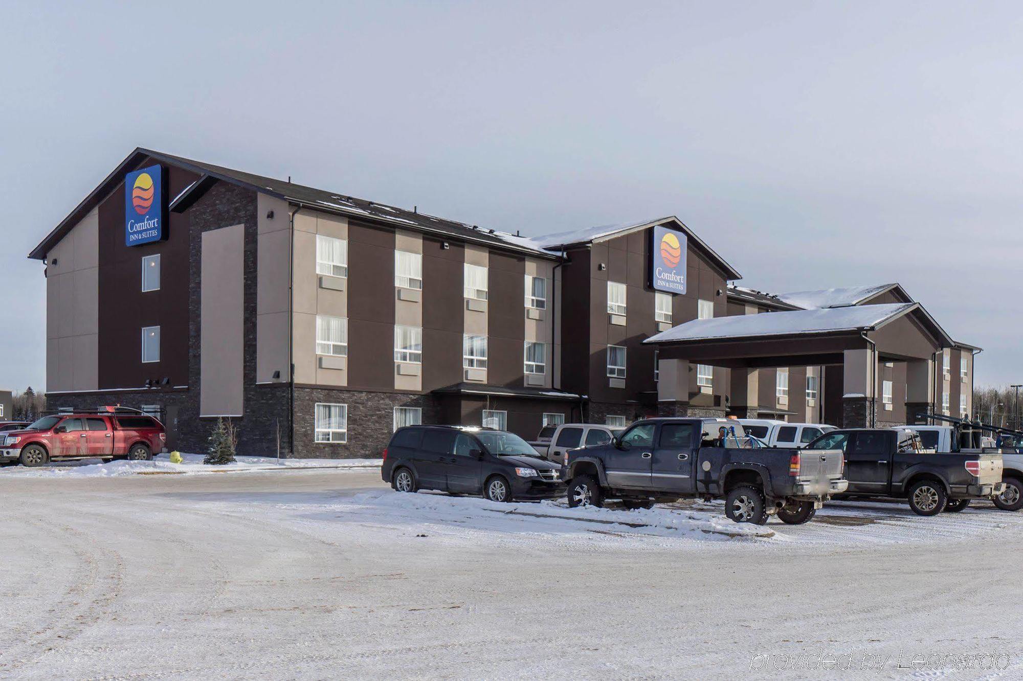 Comfort Inn & Suites Fox Creek Екстериор снимка
